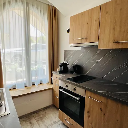 Hotel Kaiser Von Oesterreich, Historik- Und Thermalhotel 4*