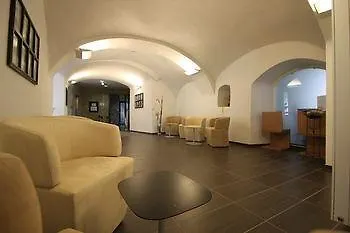Отель Kaiser Von Oesterreich, Historik- Und Thermalhotel 4*