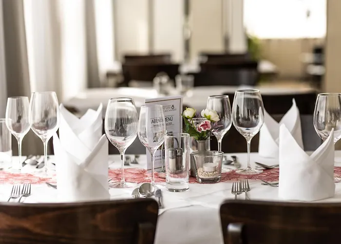 Hotel Kaiser Von österreich, Historik- Und Thermalhotel 4*