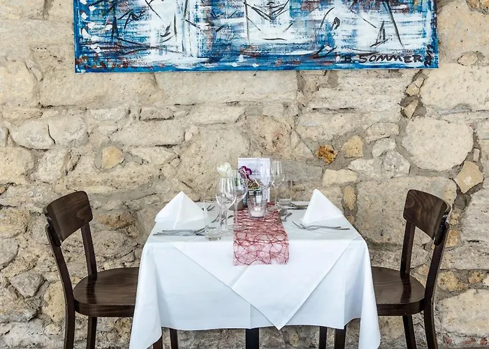 Kaiser Von österreich, Historik- Und Thermalhotel 4*