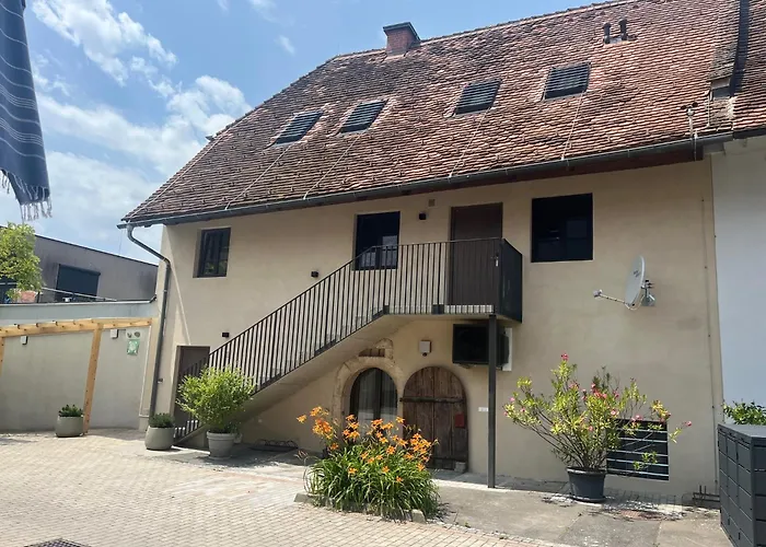 Kaiser Von österreich, Historik- Und Thermalhotel Hotel