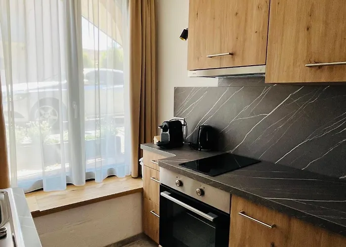 Hotel Kaiser Von Oesterreich, Historik- Und Thermalhotel 4*