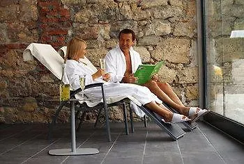 Hotel Kaiser Von Oesterreich, Historik- Und Thermalhotel Bad Radkersburg