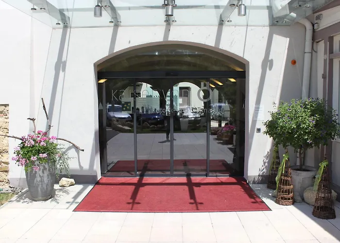 Hotel Kaiser Von österreich, Historik- Und Thermalhotel 4*