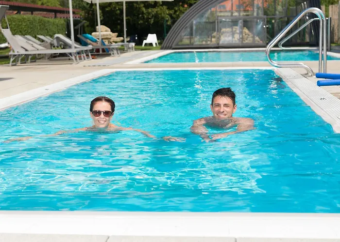 Kaiser Von österreich, Historik- Und Thermalhotel