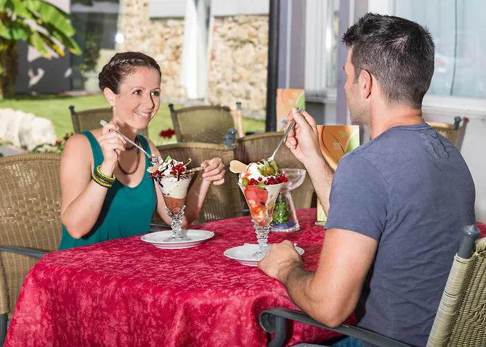 Kaiser Von Oesterreich, Historik- Und Thermalhotel Hotel